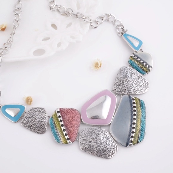 Jewelry - Boho Stone Metal Chain Statement Necklace